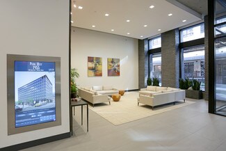 Plus de détails pour 1455 NW Irving St, Portland, OR - Bureau à louer