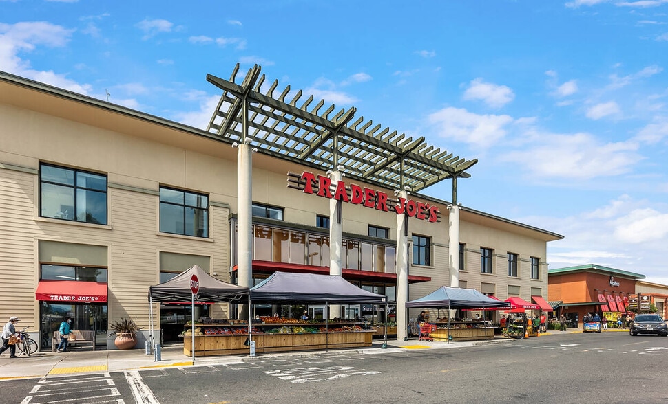 523-2367 S Shore Ctr W, Alameda, CA for lease - Building Photo - Image 2 of 54