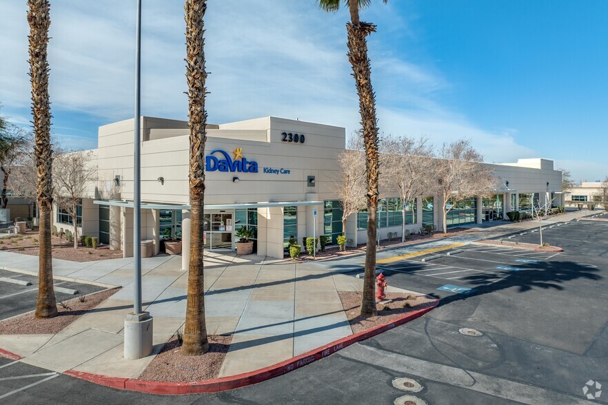 2300 Corporate Cir, Henderson, NV for sale - Primary Photo - Image 1 of 4