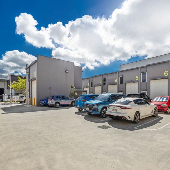 240 New Cleveland Rd, Tingalpa for lease - Building Photo - Image 2 of 5