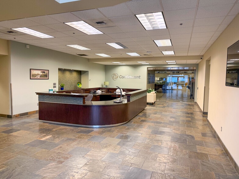 5050 20th St E, Fife, WA for lease - Building Photo - Image 2 of 10