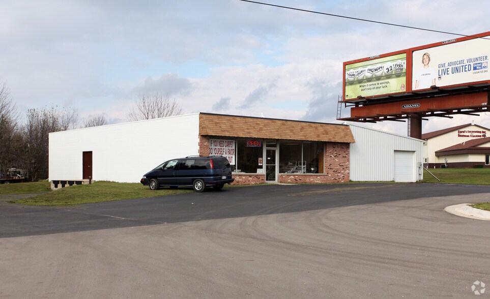 5091 Lansing Rd, Potterville, MI à vendre - Photo du bâtiment - Image 2 de 8
