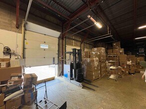 145 Idema Rd, Markham, ON à louer Photo intérieure- Image 1 de 3