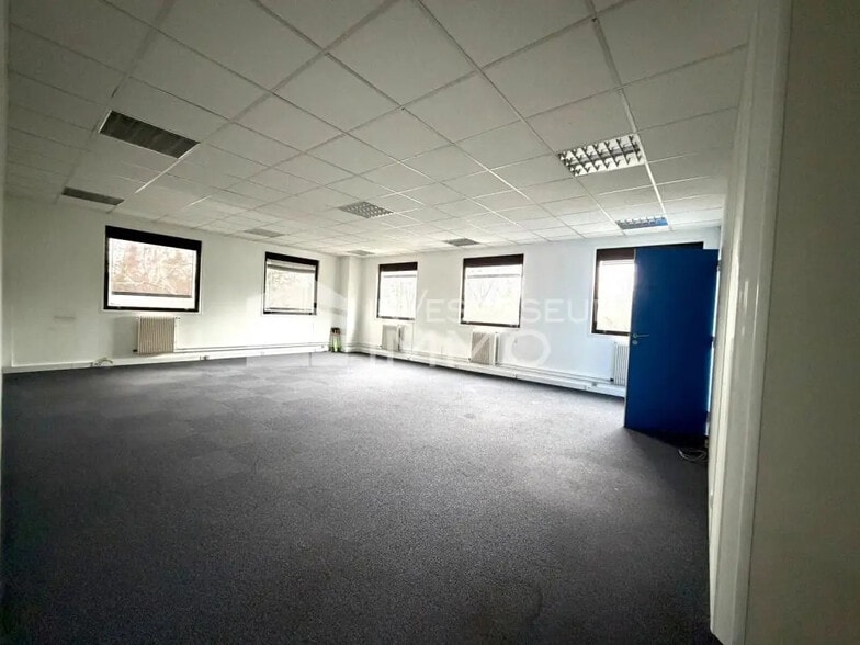 Bureau dans Lognes à louer - Photo intérieure - Image 1 de 5