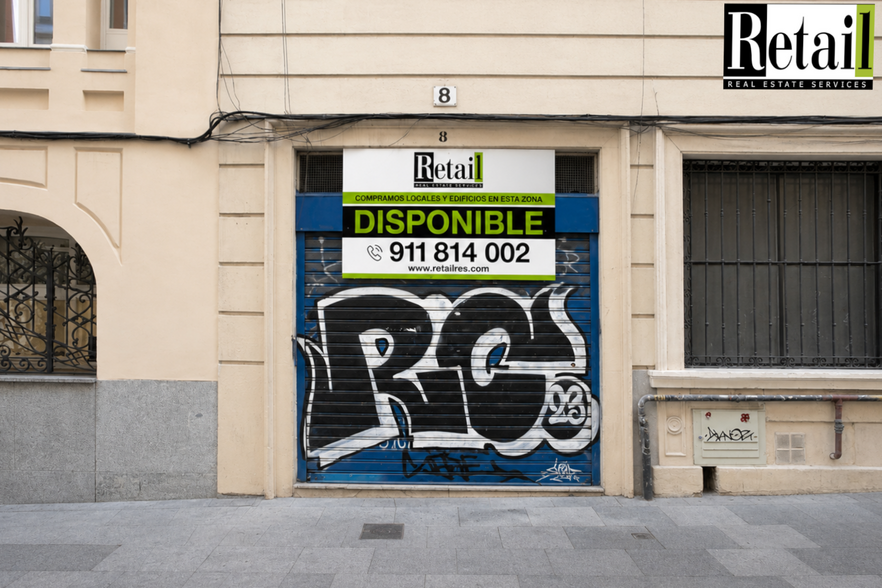 Commerce de détail dans Madrid, Madrid à louer - Photo du bâtiment - Image 1 de 5