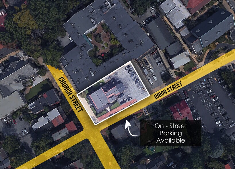 225 S Church St, West Chester, PA à louer - Photo du bâtiment - Image 3 de 8