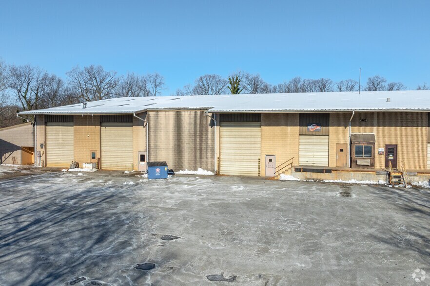 750 Enterprise Way, Lancaster, PA à louer - Photo du bâtiment - Image 2 de 5