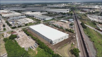 Plus de détails pour 5260 Blue Mound Rd, Fort Worth, TX - Industriel à louer