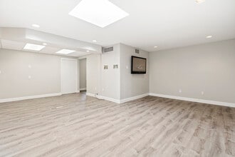 1410 Russell Rd, Paoli, PA for lease Interior Photo- Image 2 of 7