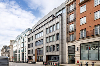 Plus de détails pour 33 Queen St, London - Cotravail à louer