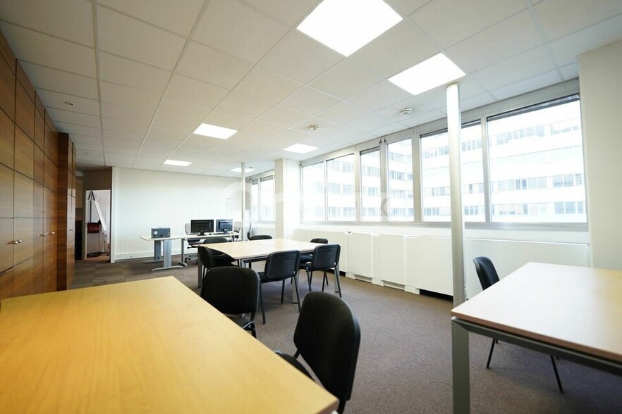 20 Boulevard Eugène Deruelle, Lyon for lease - Interior Photo - Image 3 of 10