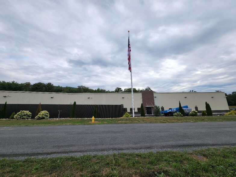 2851 S Reach Rd, Williamsport, PA for lease - Building Photo - Image 2 of 7