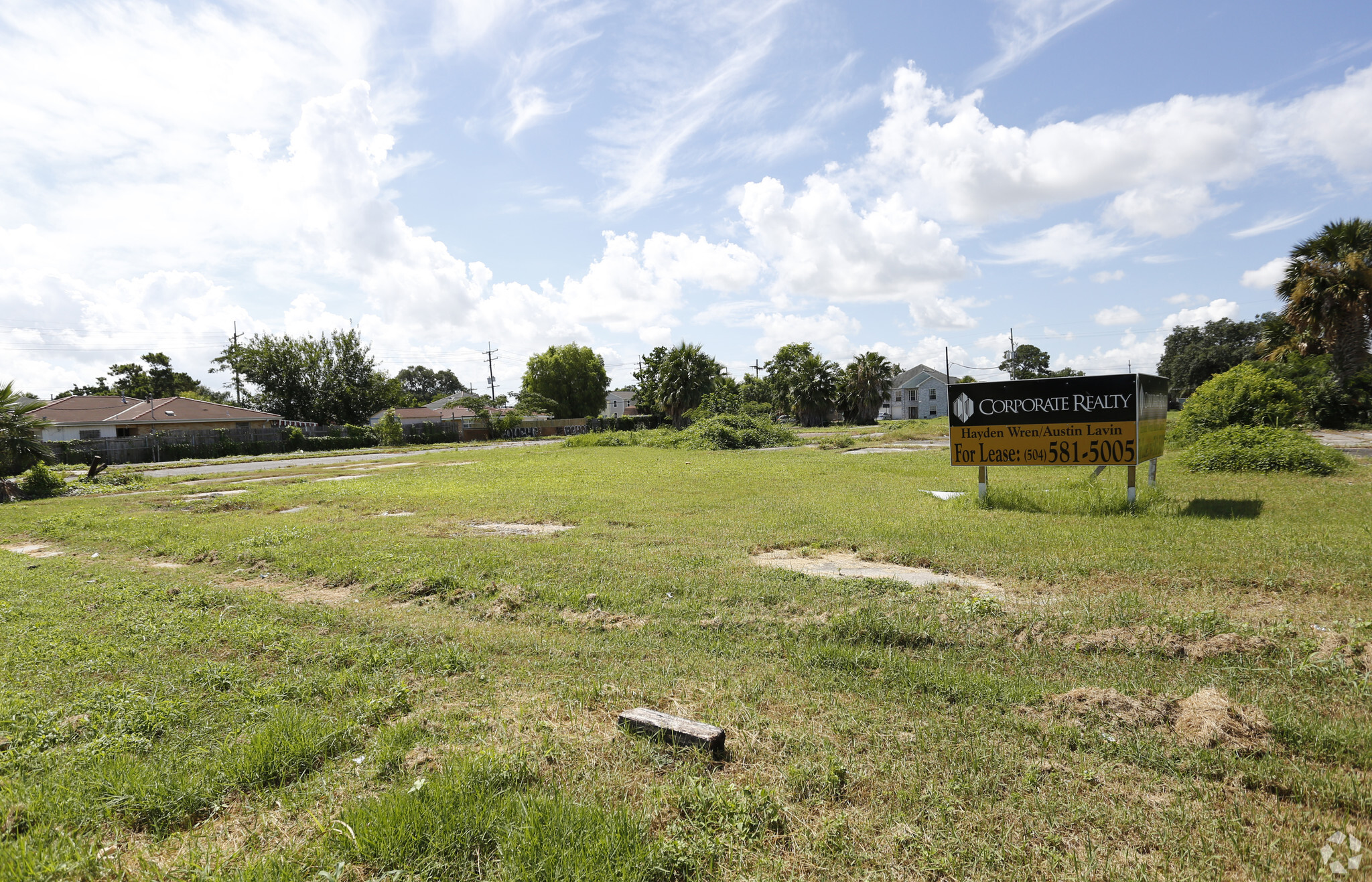 2200 Robert E Lee Blvd, New Orleans, LA à vendre Photo principale- Image 1 de 1