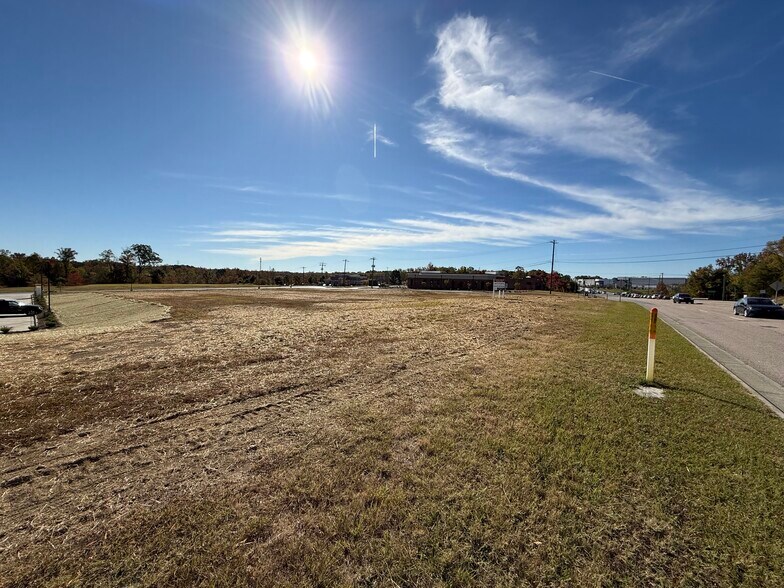 6031 Ketchie Blvd, Concord, NC à louer - Photo du bâtiment - Image 2 de 3