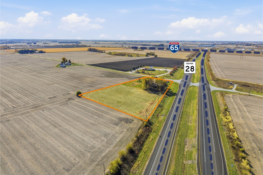 6965 W State Road 28, Frankfort, IN à vendre - Photo du bâtiment - Image 2 de 4