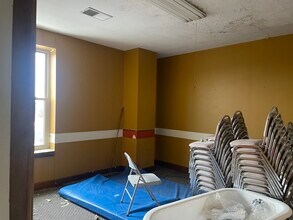 201 S Broad St, Lancaster, OH for lease Interior Photo- Image 2 of 2