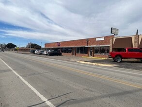2034 W Cuthbert Ave, Midland, TX for lease Building Photo- Image 2 of 7