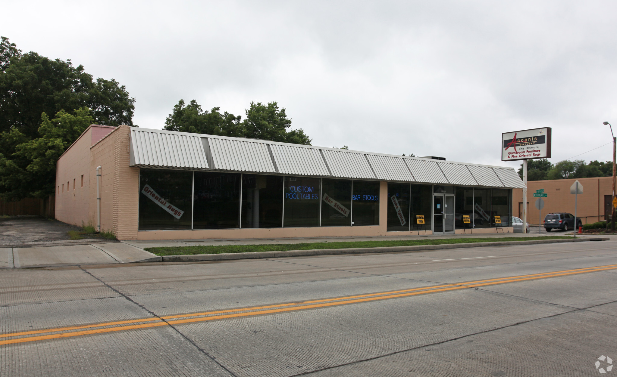 8121 Wornall Rd, Kansas City, MO for sale Building Photo- Image 1 of 12