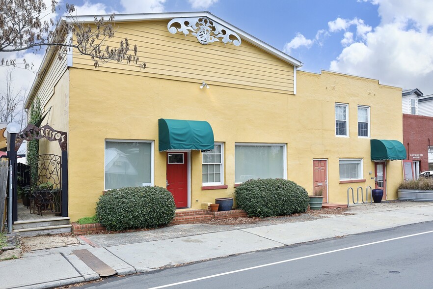 405 E Main St, Carrboro, NC for sale - Building Photo - Image 1 of 1