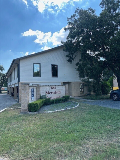 1011 Meredith Dr, Austin, TX à vendre Photo du bâtiment- Image 1 de 10