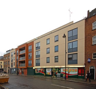 Plus de détails pour 141-153 Drummond St, Londres - Commerce de détail à louer