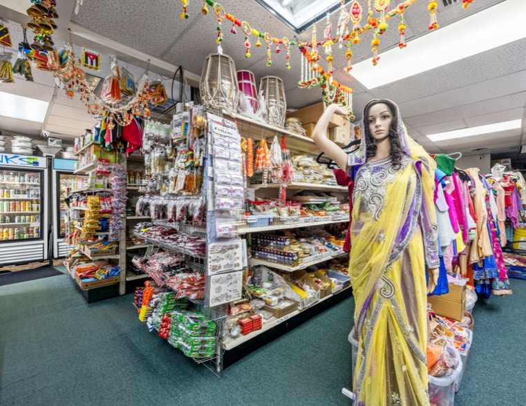 715 N State Road 7, Margate, FL à vendre - Photo du bâtiment - Image 3 de 15