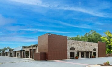 2450 Freedom Pky, Cumming, GA for lease Building Photo- Image 2 of 2