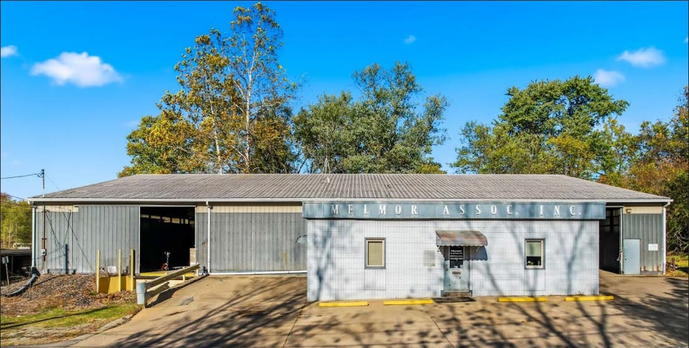 Three Heavy-Industrial Assets portfolio of 3 properties for sale on LoopNet.ca - Building Photo - Image 3 of 5