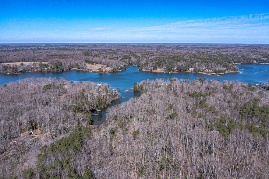 407 Loblolly Rd, Weems, VA à vendre - Photo principale - Image 1 de 14