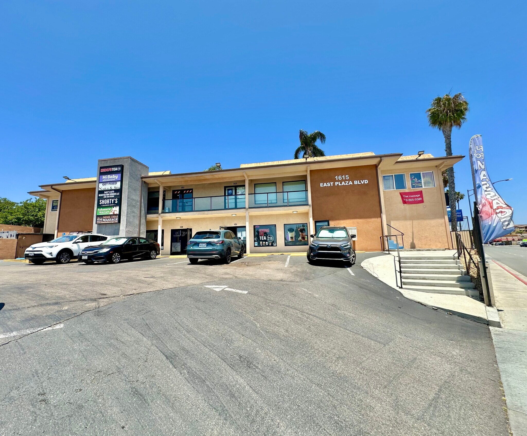 1615 E Plaza Blvd, National City, CA à vendre Photo du bâtiment- Image 1 de 27