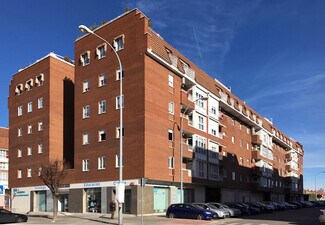 Plus de détails pour Commerce de détail à louer