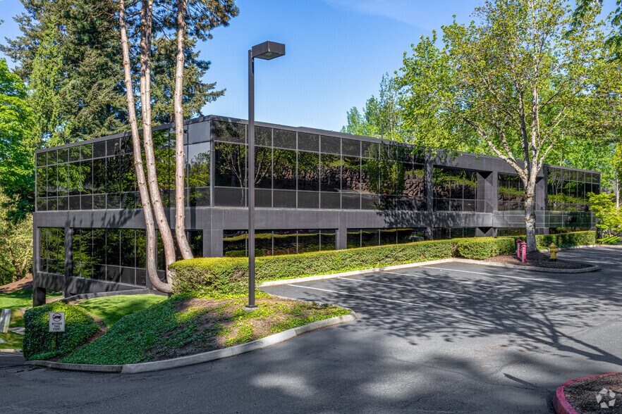 4010 Lake Washington Blvd NE, Kirkland, WA à louer - Photo du bâtiment - Image 2 de 15