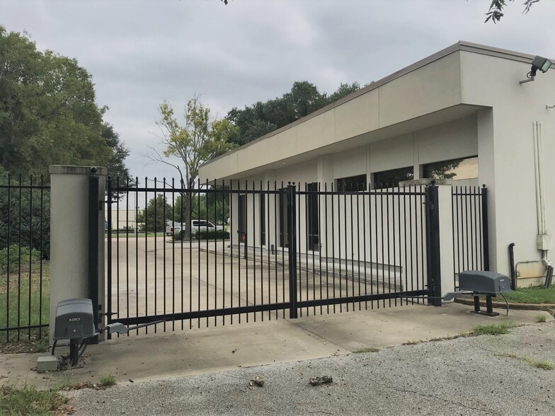 16920 Park Row, Houston, TX for sale - Building Photo - Image 2 of 10