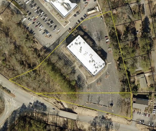 3003 Chamblee Tucker Rd, Atlanta, GA à vendre - Photo du bâtiment - Image 2 de 15