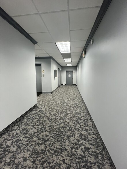 120 Millburn Ave, Millburn, NJ for lease - Interior Photo - Image 2 of 6