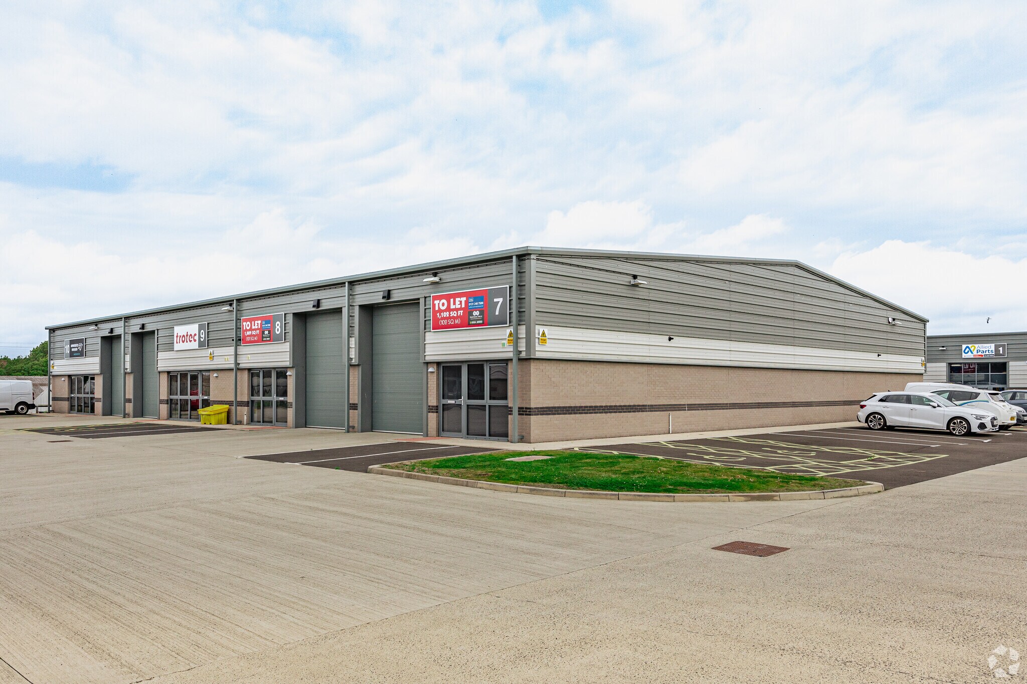 Cliftonhall Rd, Newbridge à louer Photo principale- Image 1 de 3