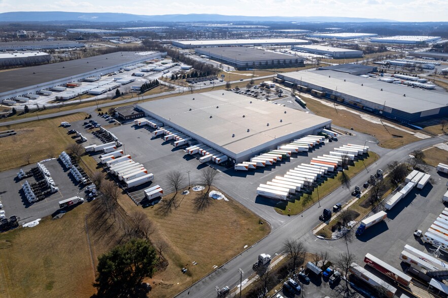 1627 Ritner Hwy, Carlisle, PA for lease - Building Photo - Image 3 of 10