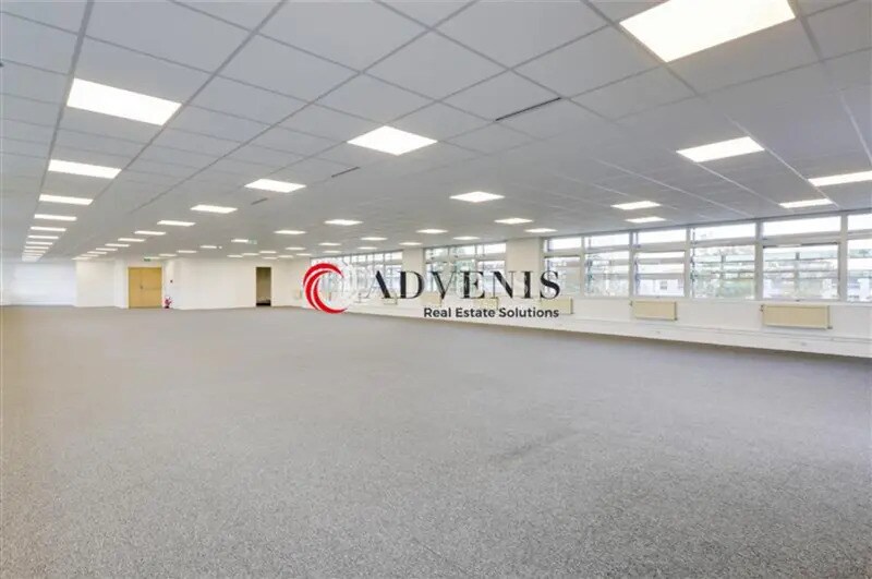Office in Orly for lease Interior Photo- Image 1 of 8