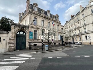 Plus de détails pour Place De L'Edit De Nantes, Nantes - Bureau à louer