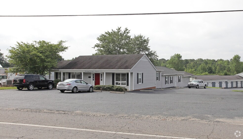 979 University Dr, Lancaster, SC for sale - Primary Photo - Image 1 of 2