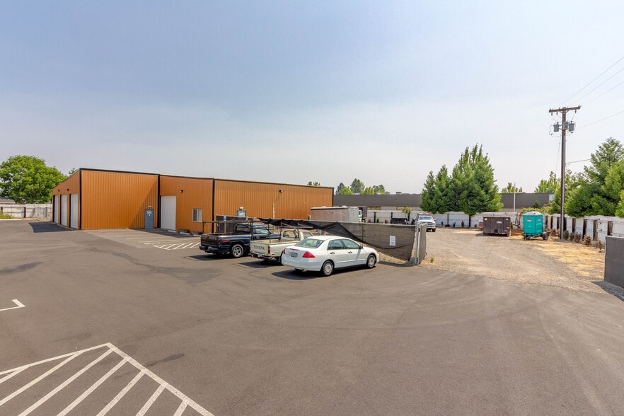 1120 Candlewood Dr NE, Keizer, OR for sale - Building Photo - Image 3 of 4