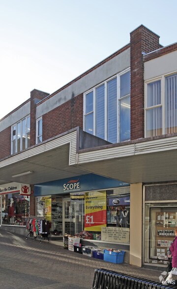 20 Peckingham St, Halesowen à louer - Photo du bâtiment - Image 2 de 2