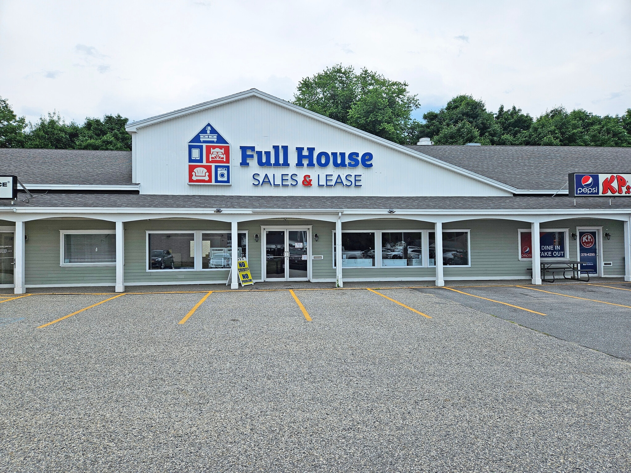 245 Center St, Auburn, ME à louer Photo du bâtiment- Image 1 de 5