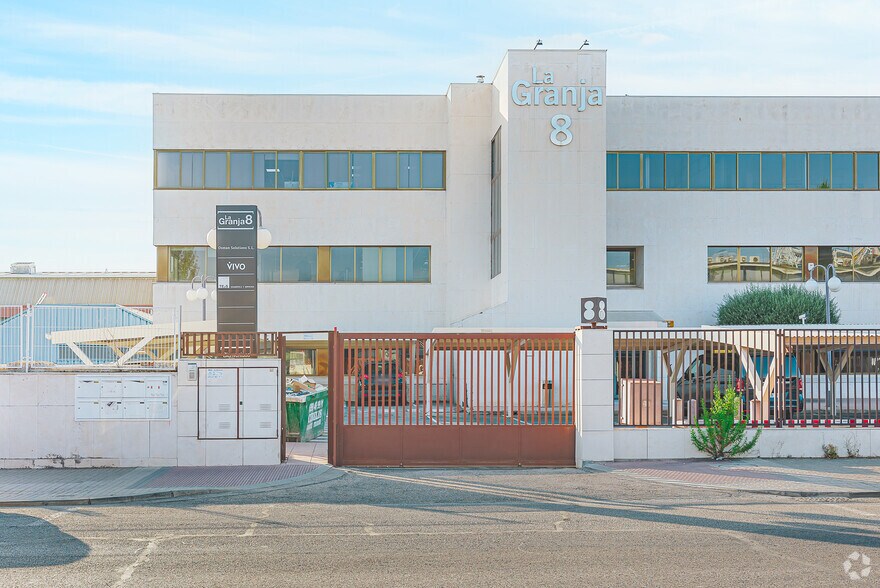 Calle la Granja, 8, Alcobendas, Madrid à louer - Photo du bâtiment - Image 2 de 13