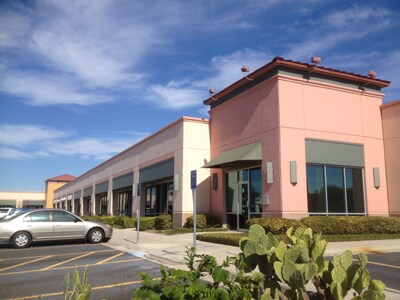 5711 McPherson Rd, Laredo, TX à louer - Photo du bâtiment - Image 3 de 4