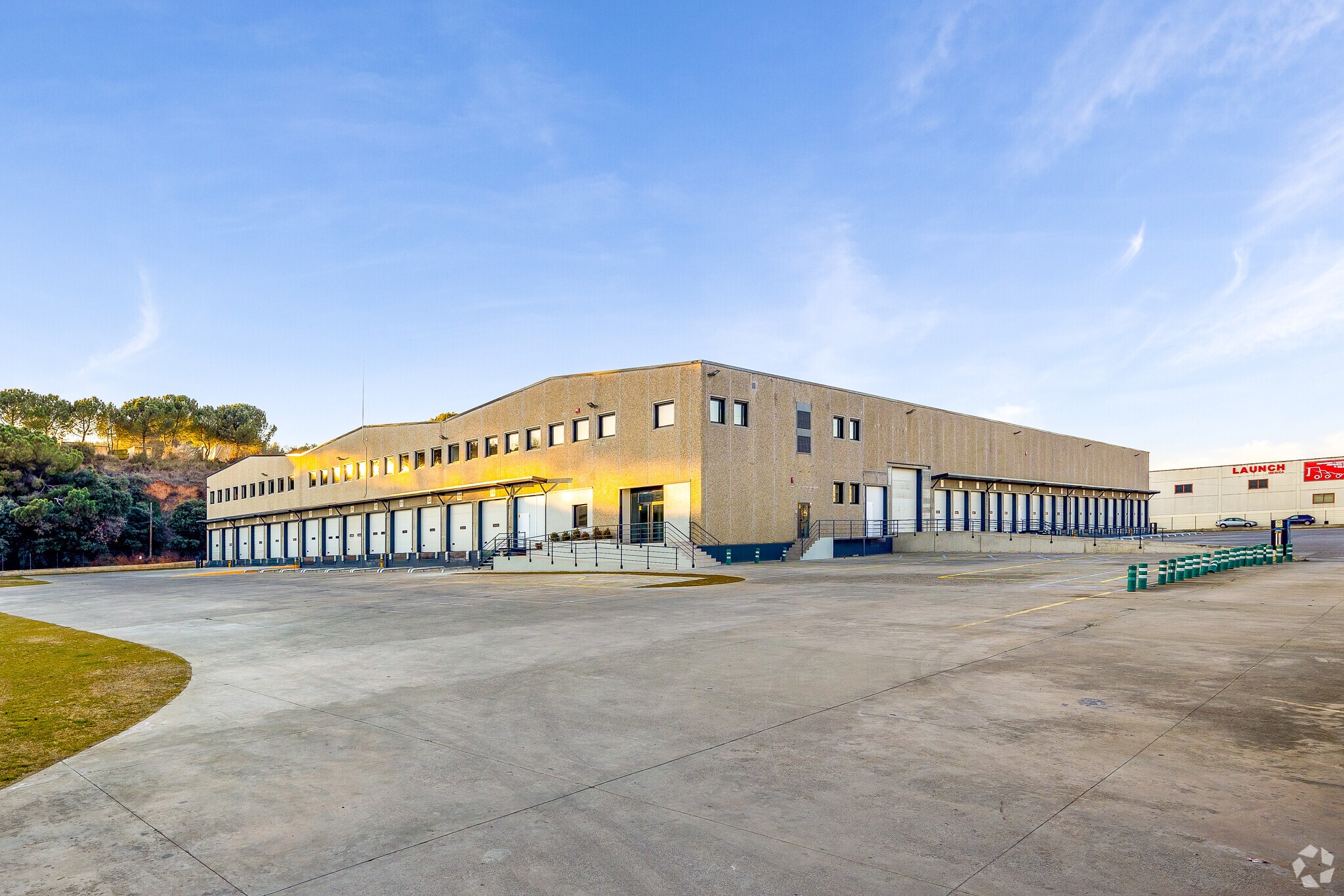 Industrial in Palau-solità i Plegamans, Barcelona for lease Primary Photo- Image 1 of 9