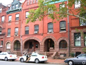 202 W State St, Trenton, NJ à vendre Photo du bâtiment- Image 2 de 8