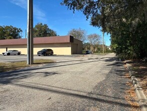 5745 Pershing Ave, Orlando, FL for lease Interior Photo- Image 2 of 13