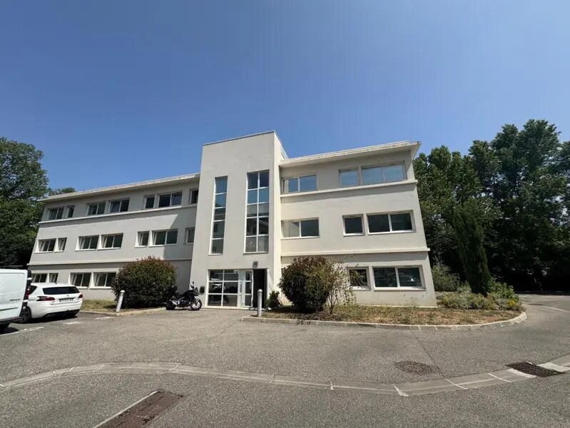 Office in Gémenos for sale Building Photo- Image 1 of 5