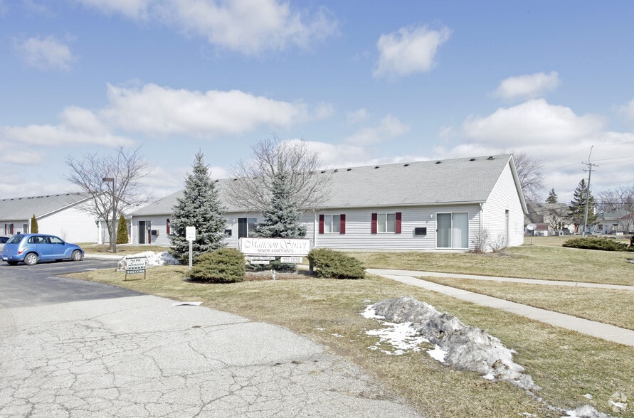 130 N Matteson St, Capac, MI for sale - Building Photo - Image 3 of 4